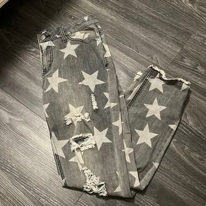 Star distressed stretch denim